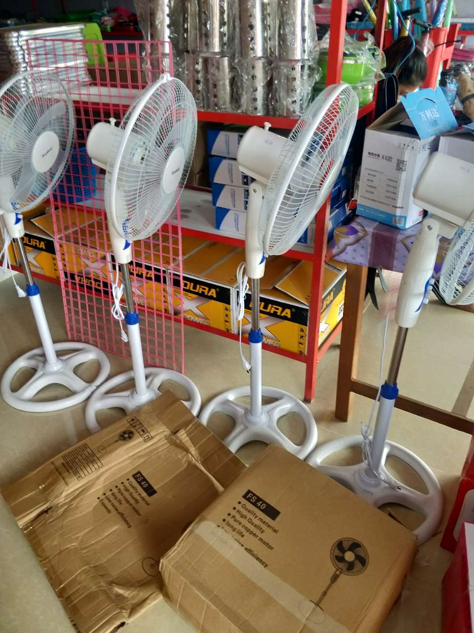 柬埔寨工商業(yè)新機(jī)遇 日用百貨與機(jī)油市場的開拓之路